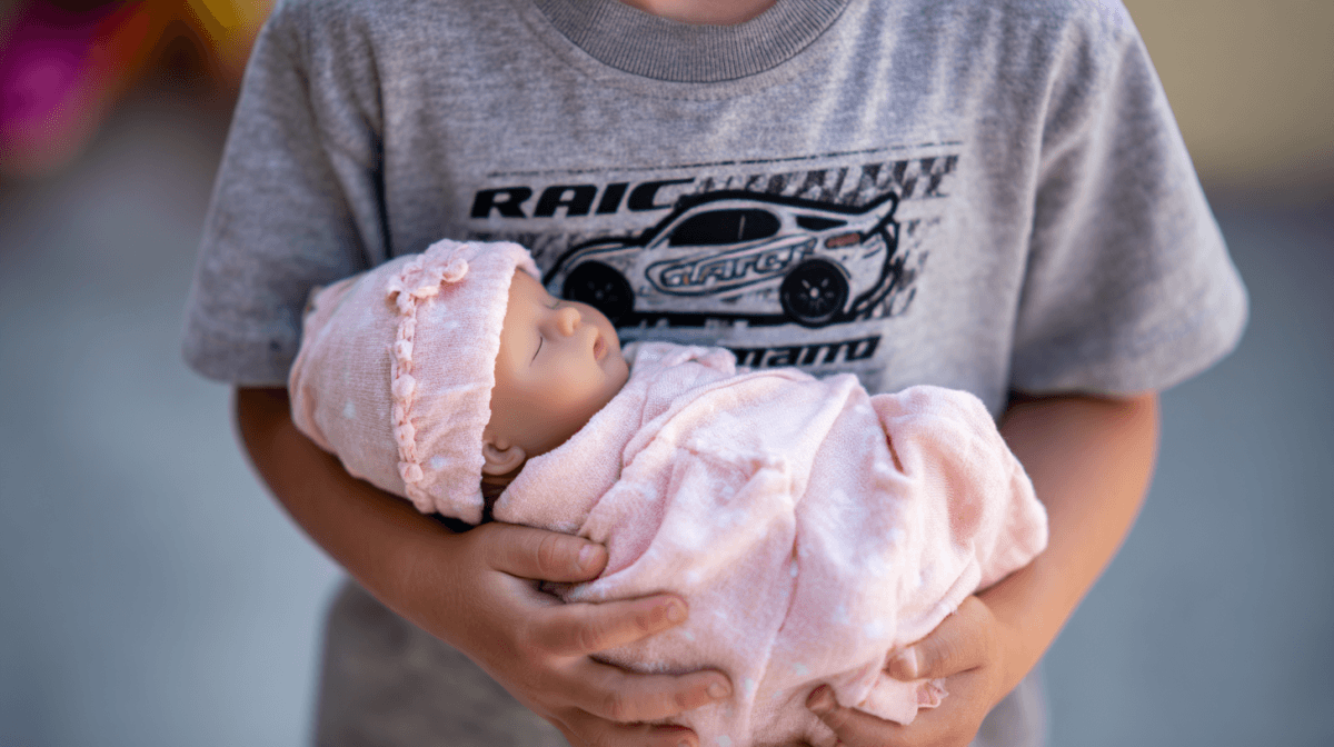 Newsom's Wife Draws Attention for Parenting Approach